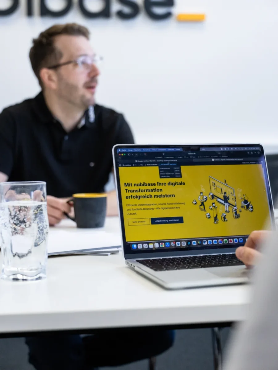 Arbeitsalltag im Team von nubibase